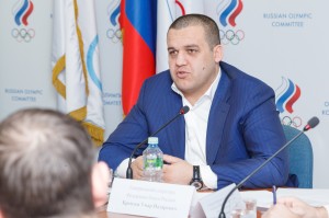 Генеральный секретарь Федерации бокса России Умар КРЕМЛЕВ