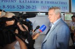 <p> Губернатор Ростовской области Василий Голубев дает интервью для СМИ</p>