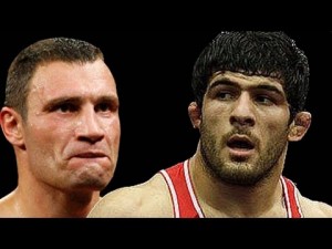 Боксер или борец: кто сильнее?